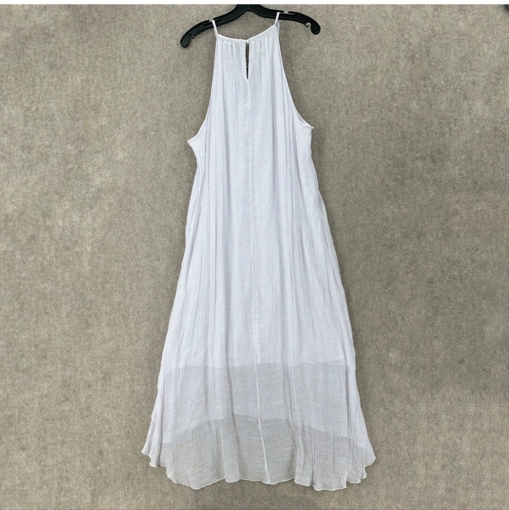 Mlle Gabrielle Sleeveless White High-Low Summer Dress with Pendant Detail NWT - Picture 3 of 5